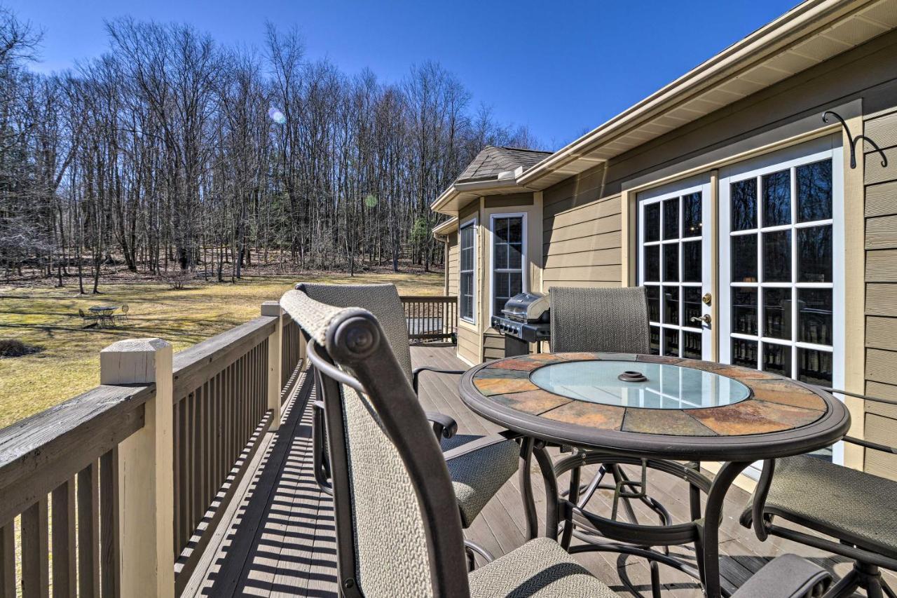 Private Family Home With Deck, Porch And Forest Views! McComas Beach Kültér fotó